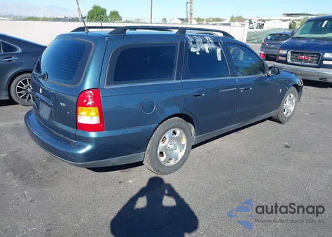 2002 Saturn L-Series Lw300 z USA, uszkodzony, nr VIN 1G8JW84R02Y520580